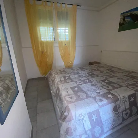 - Zaiana Apartment Peschici